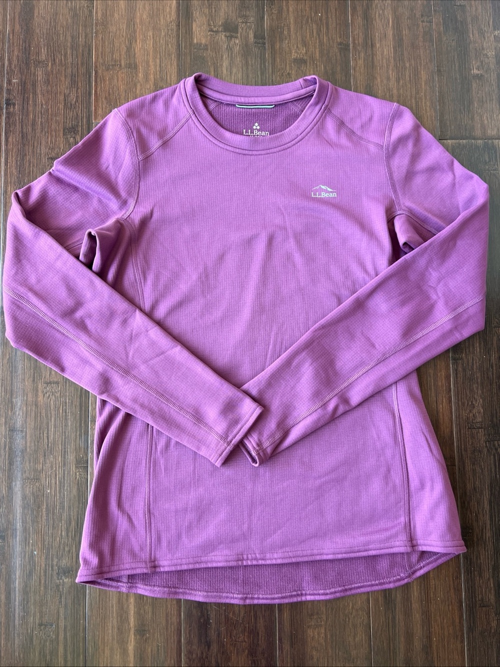 Women’s LL Bean Thermal Base Layer Insulated Top With Thumb holes MEDIUM